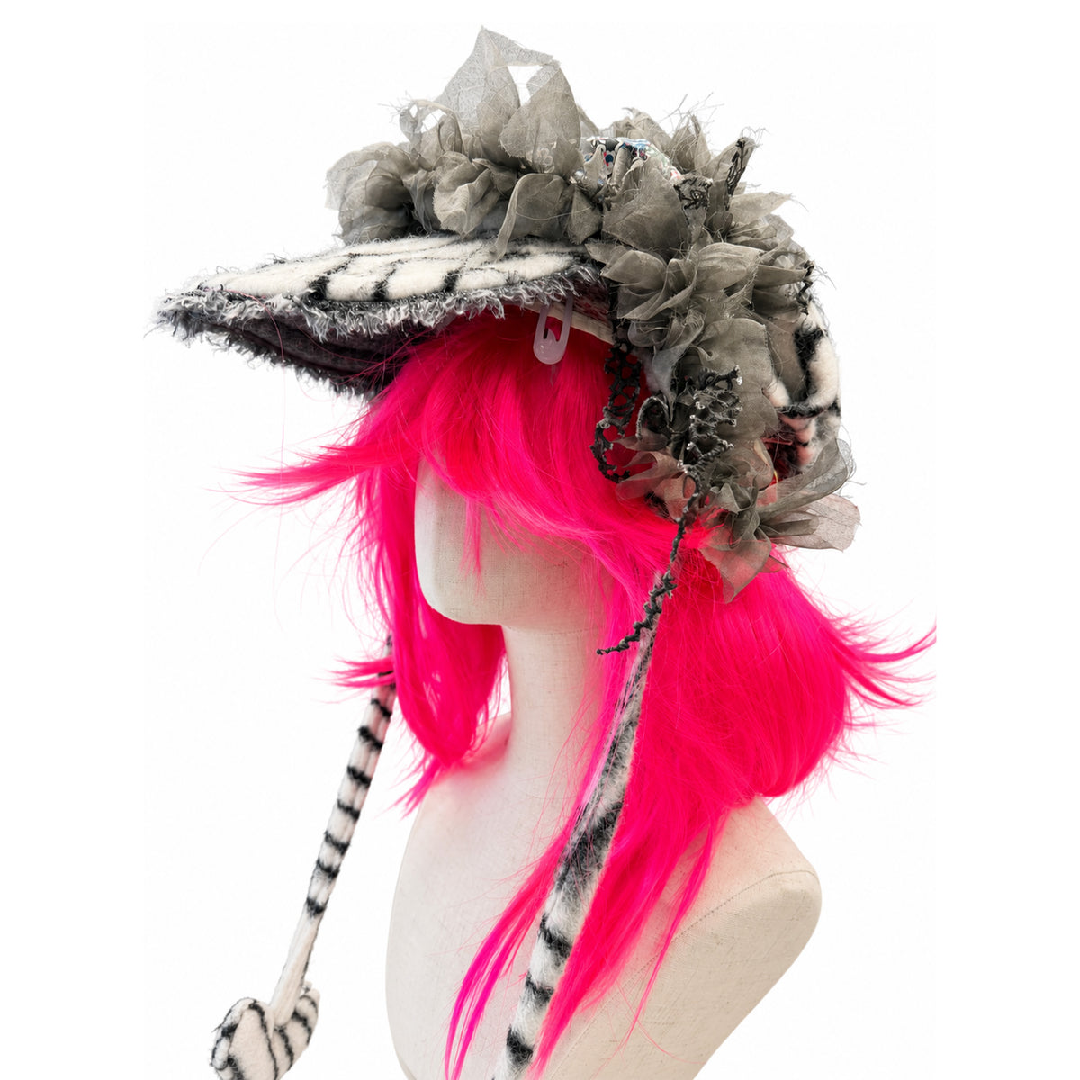 ASH BLOOM TRAPPER HAT